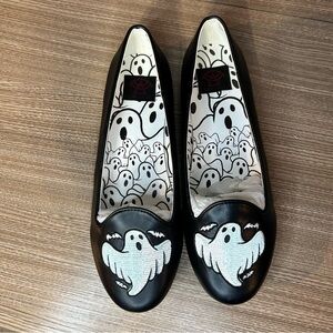Strange Cvlt (cult) retired Black Ghost flats Embroidered size 9 gently used